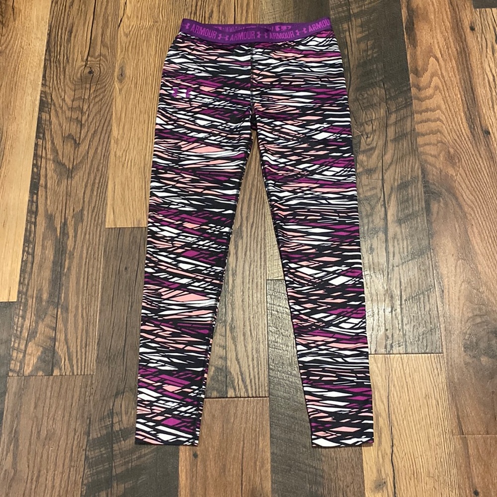 Gently Used Youth Large Under Armour Leggings